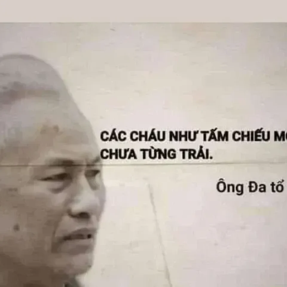 Ảnh happy meme với khuôn mặt đáng yêu