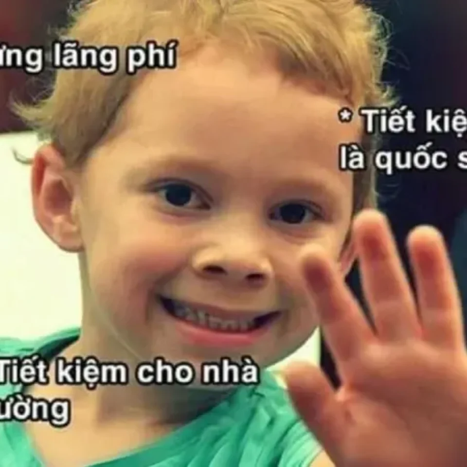 Meme hề với biểu cảm ngộ nghĩnh, vui vẻ